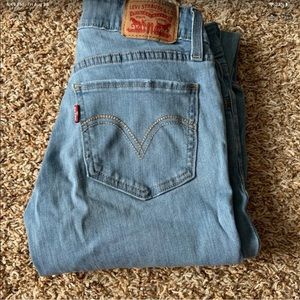 Levi’s 535 Jeans